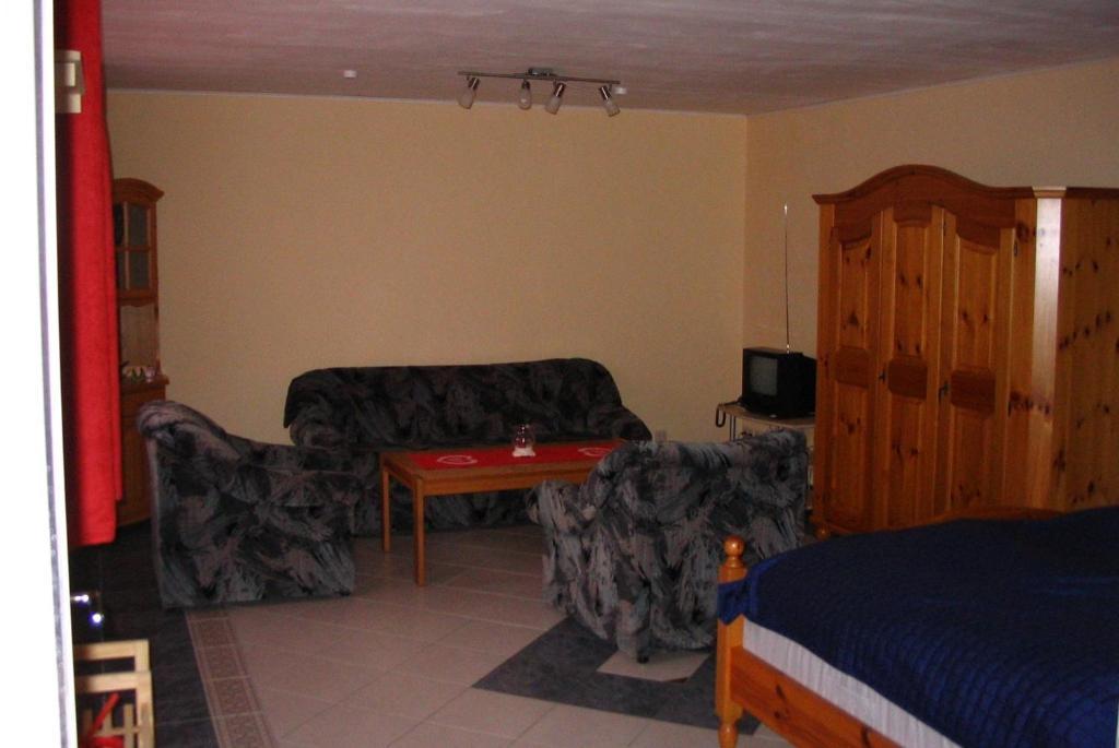 Ferienwohnung Alte Gaertnerei Dresden Zimmer foto